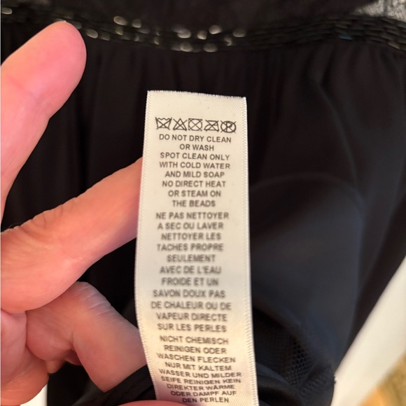 Aidan Mattox black lace cap sleeve dress, size 8 - Picture 7 of 7